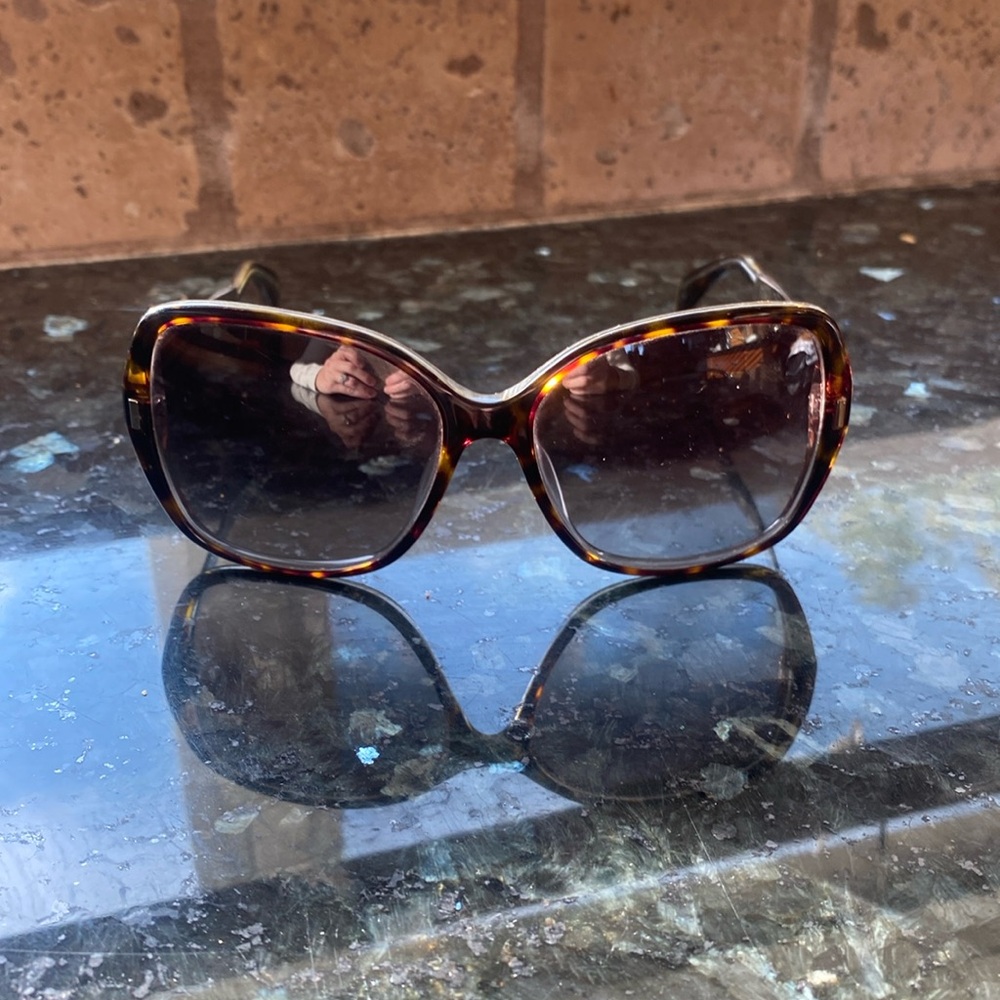 Marc by Marc Jacobs sun glasses